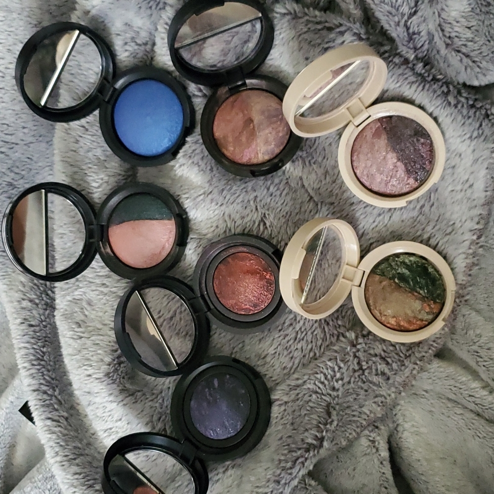 Lot of Laura Geller baked eyeshadows
